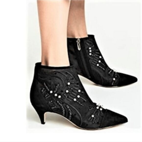 Sam Edelman Kami Black Mesh/Suede Kitten Heel Bootie Pearl Stud Embellished Sz 7 - Picture 1 of 16
